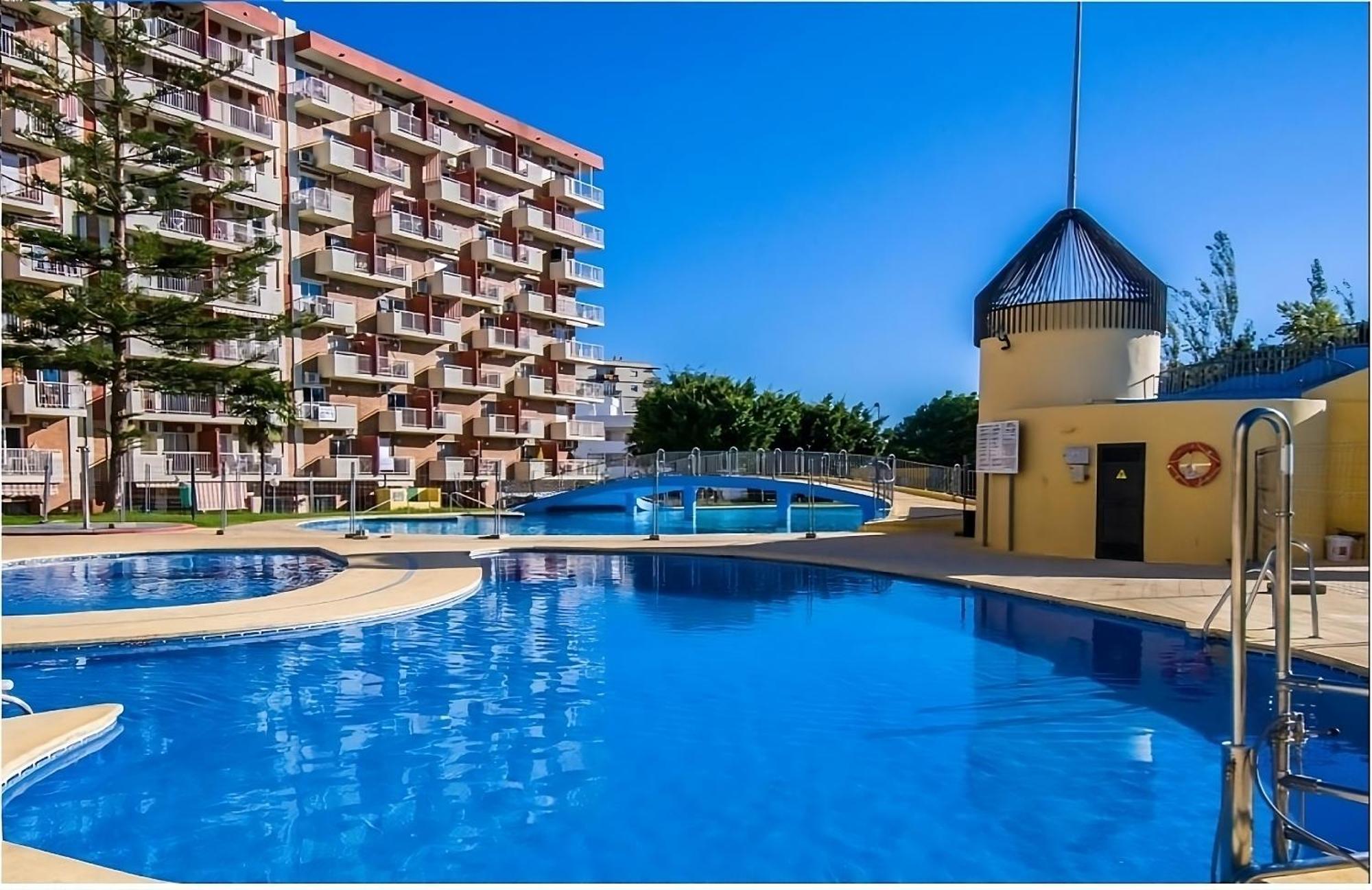 Jupiter. Moderno Estudio. Vistas Al Mar Y Montana Benalmádena Exterior photo